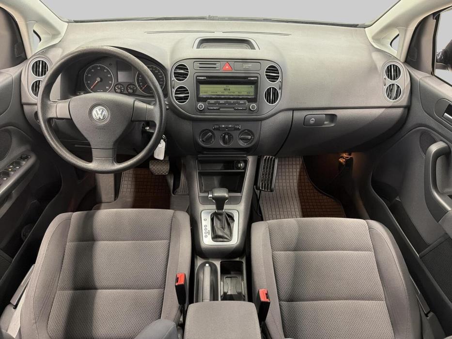 VOLKSWAGEN Golf Plus 2009