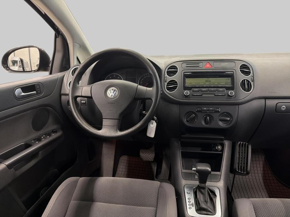 VOLKSWAGEN Golf Plus 2009