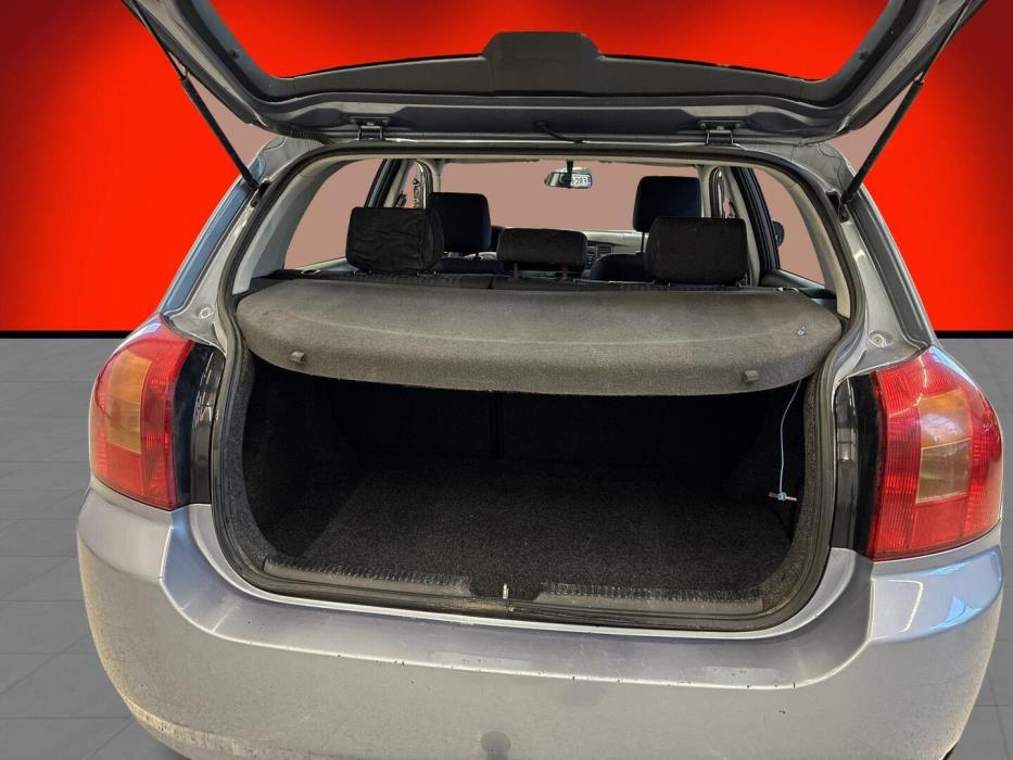 TOYOTA Corolla 2004
