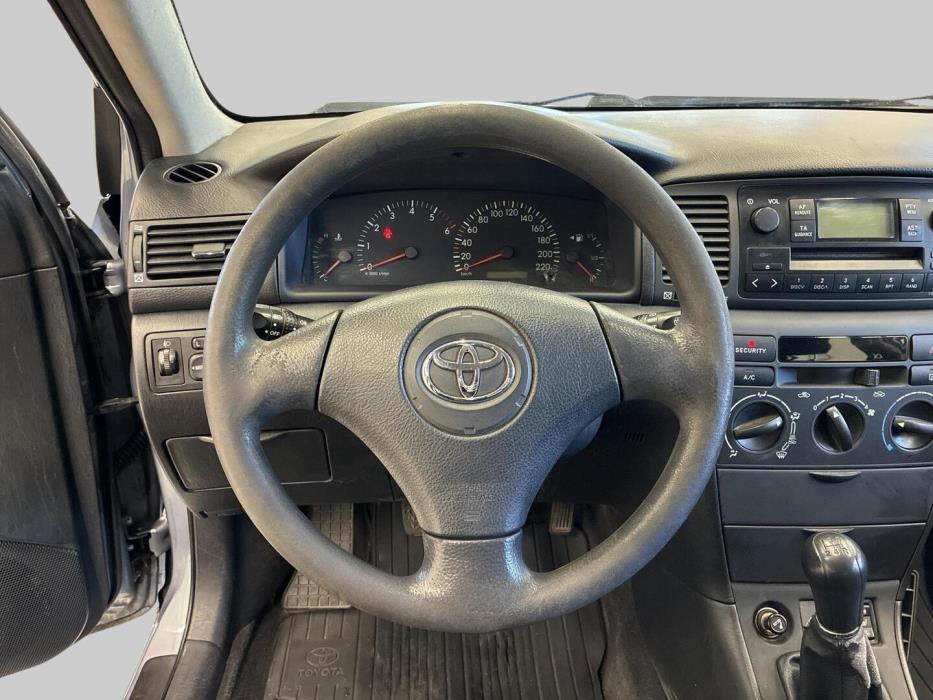 TOYOTA Corolla 2004