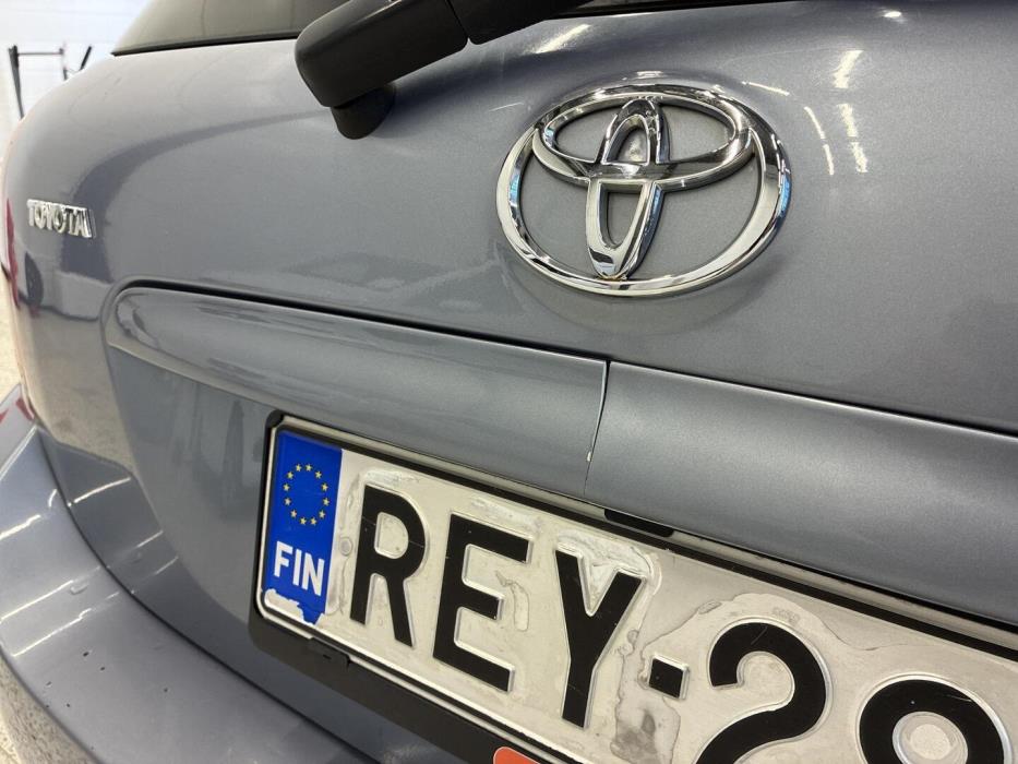 TOYOTA Corolla 2004