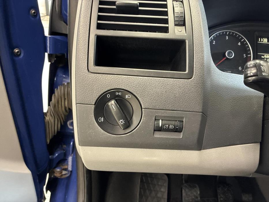 VOLKSWAGEN Transporter 2014