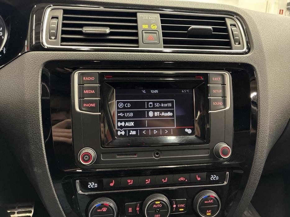 VOLKSWAGEN Jetta 2016