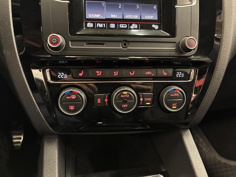 VOLKSWAGEN Jetta 2016