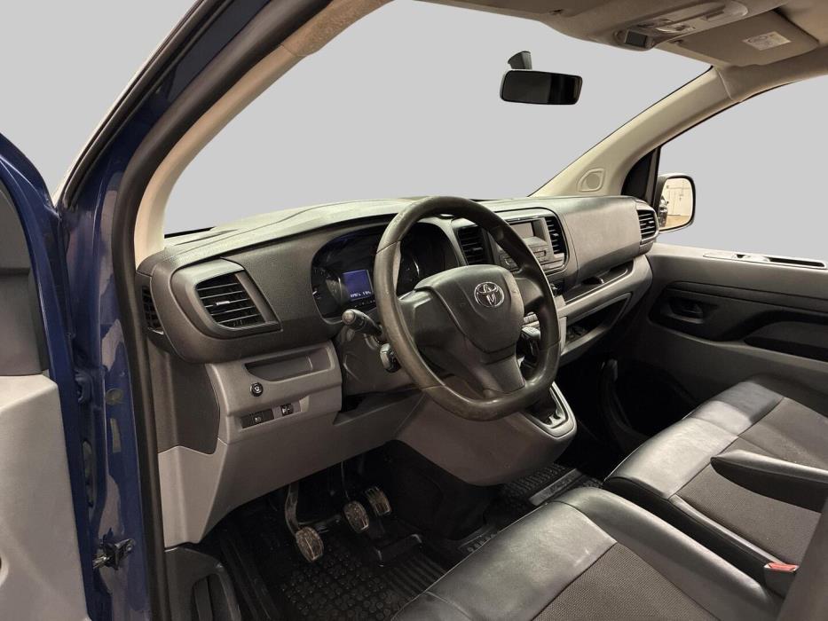 TOYOTA Proace 2018