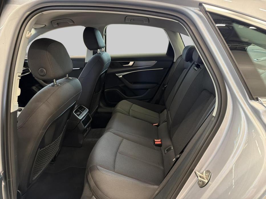 AUDI A6 2023