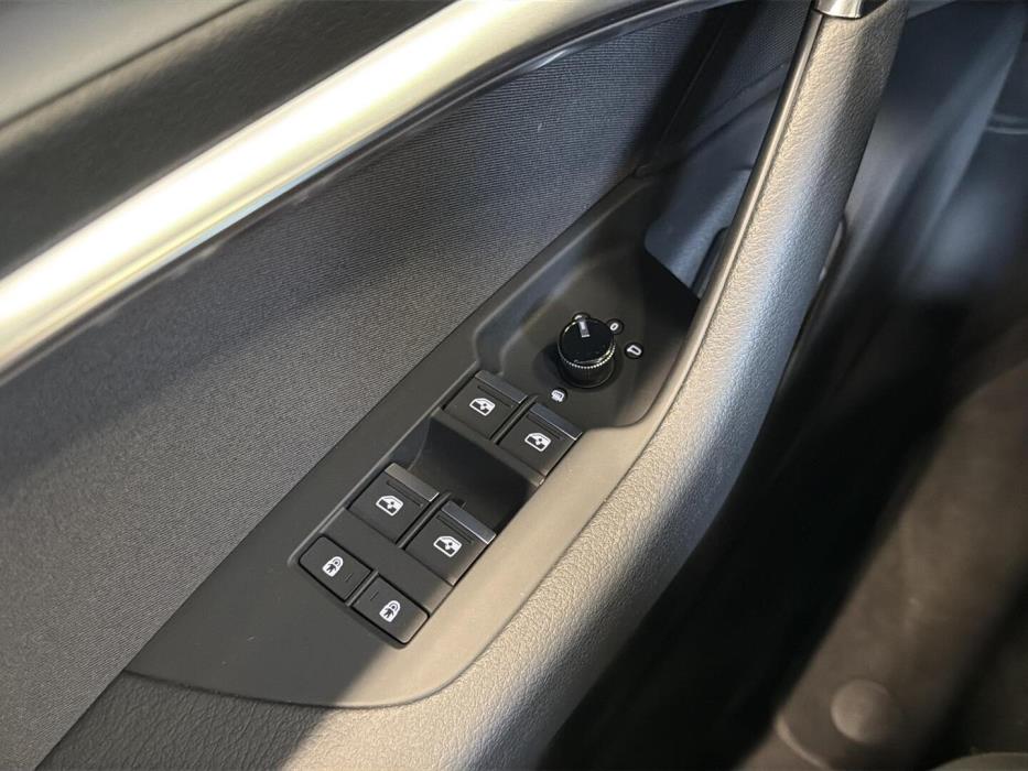 AUDI A6 2023