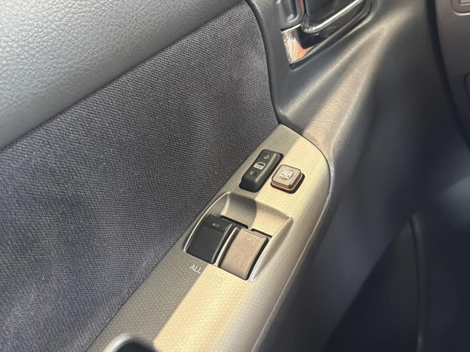 TOYOTA Corolla 2004