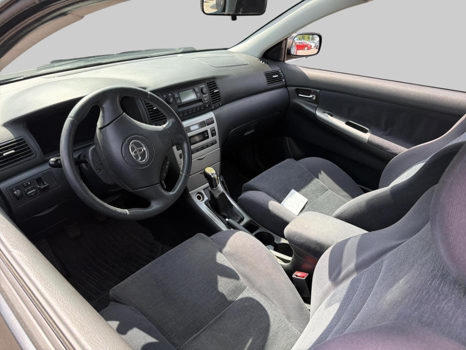 TOYOTA Corolla 2004