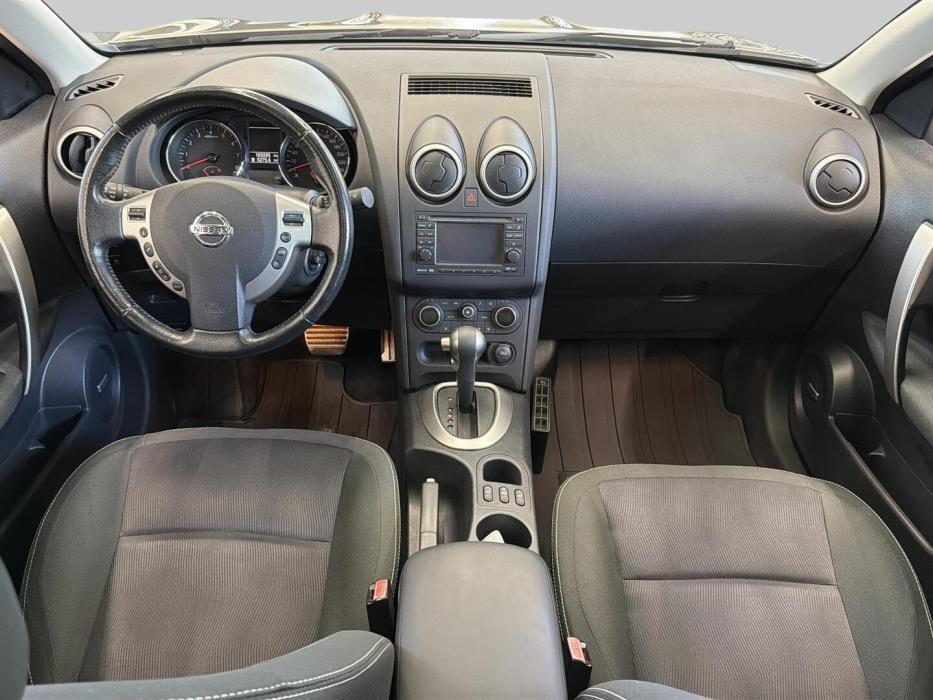 NISSAN Qashqai 2012
