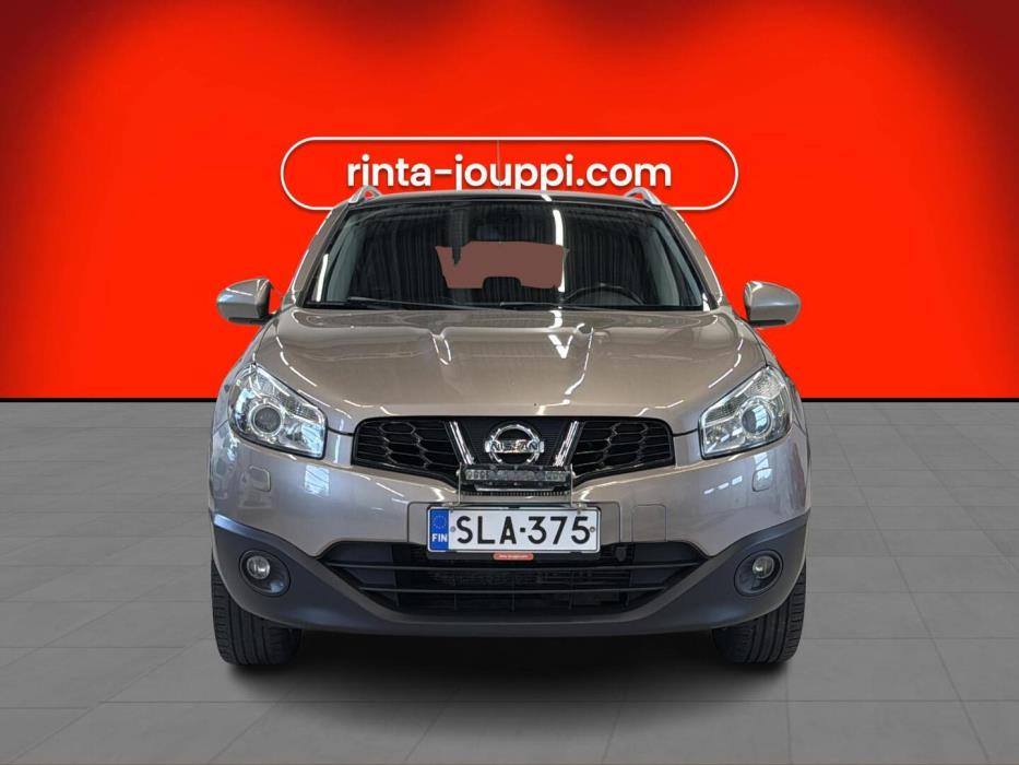 NISSAN Qashqai 2012