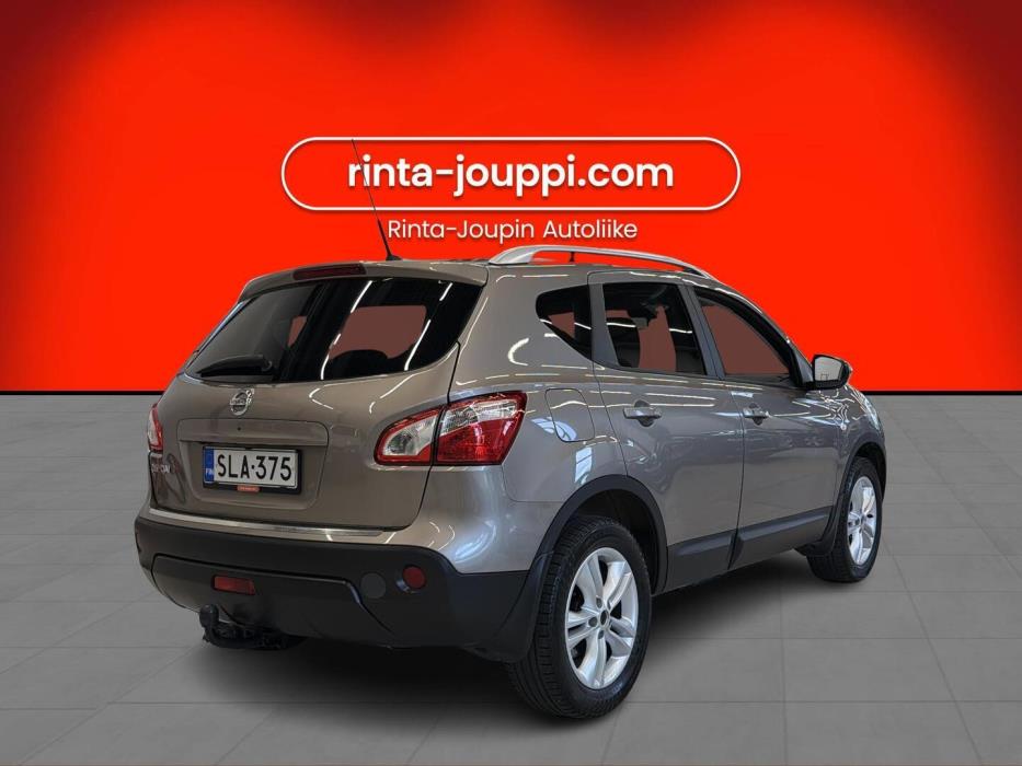NISSAN Qashqai 2012