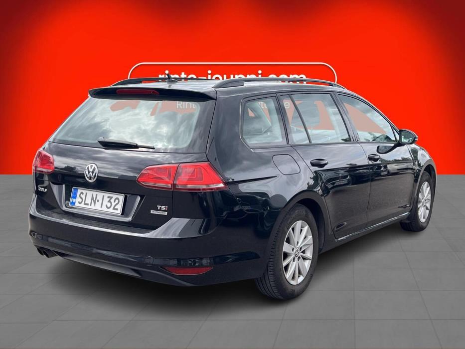 VOLKSWAGEN Golf 2014