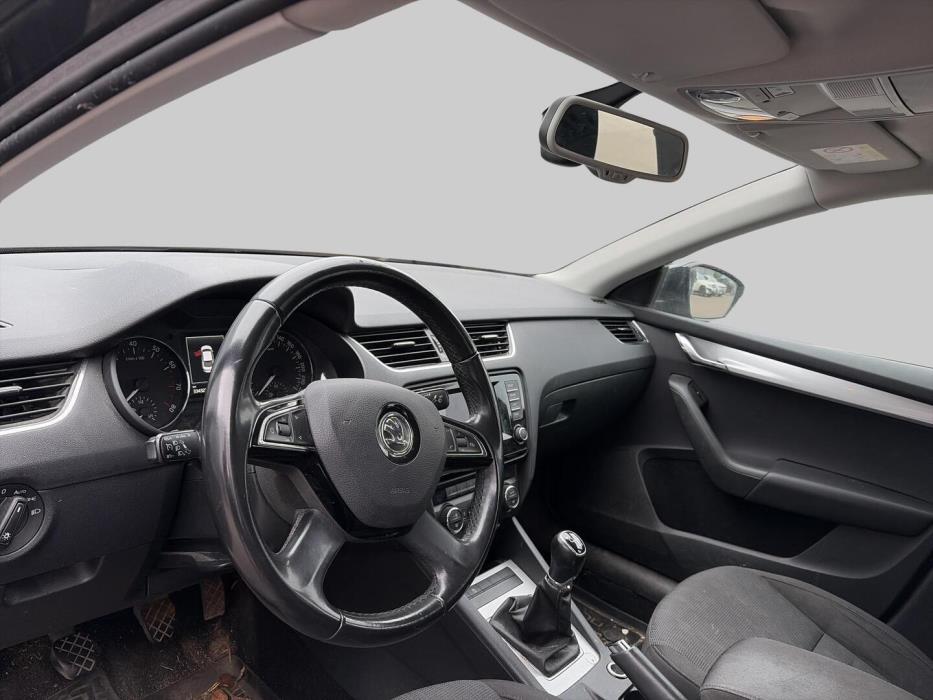 SKODA Octavia 2015