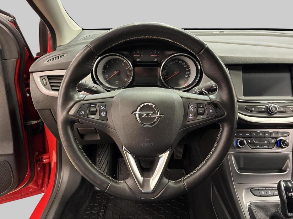 OPEL Astra 2018