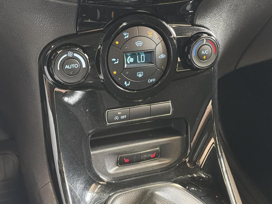 FORD Fiesta 2015