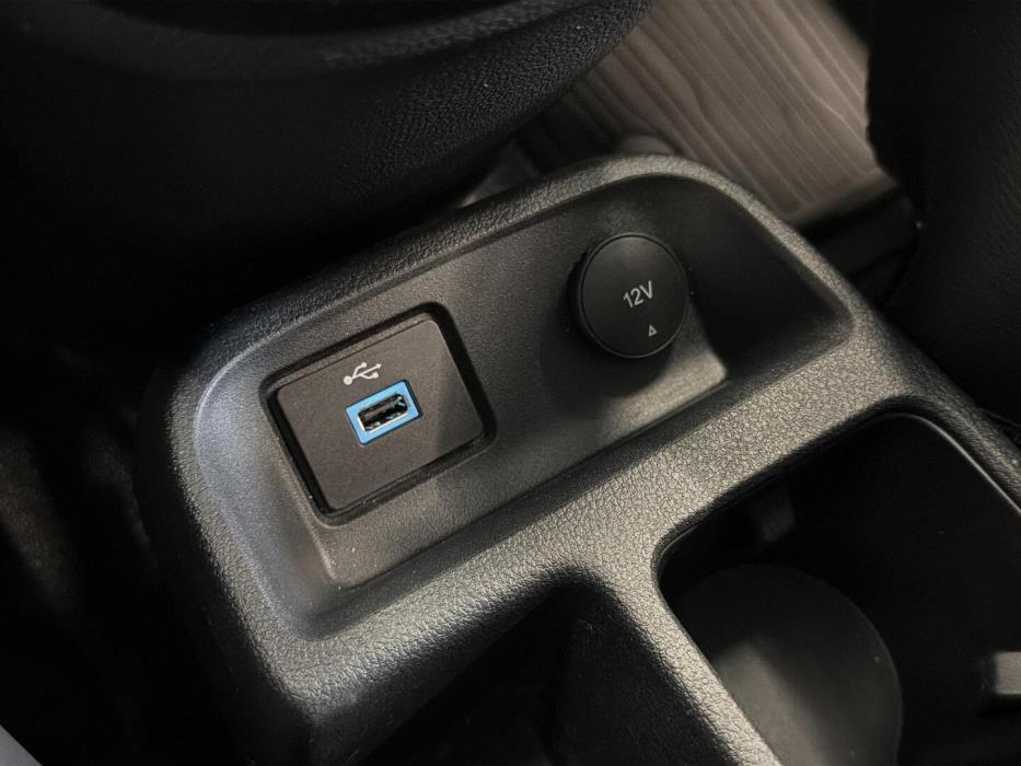 FORD Transit Connect 2023