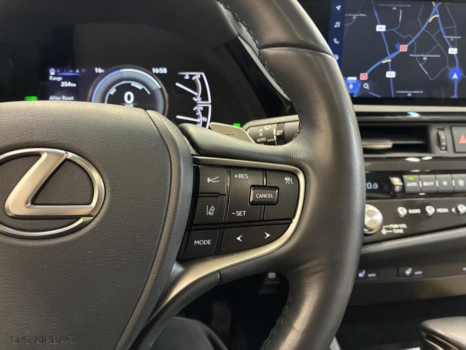 LEXUS ES 2024