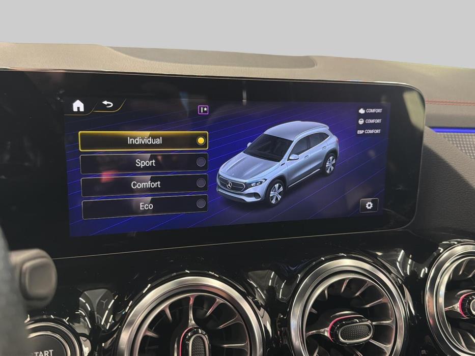 MERCEDES-BENZ EQA 2023