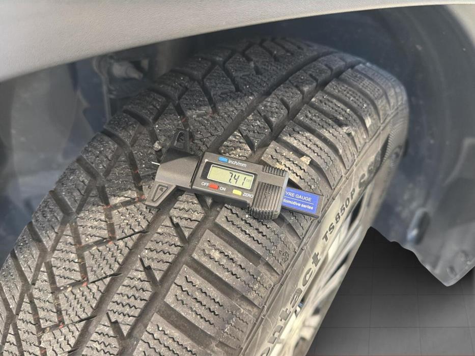 MERCEDES-BENZ EQA 2023