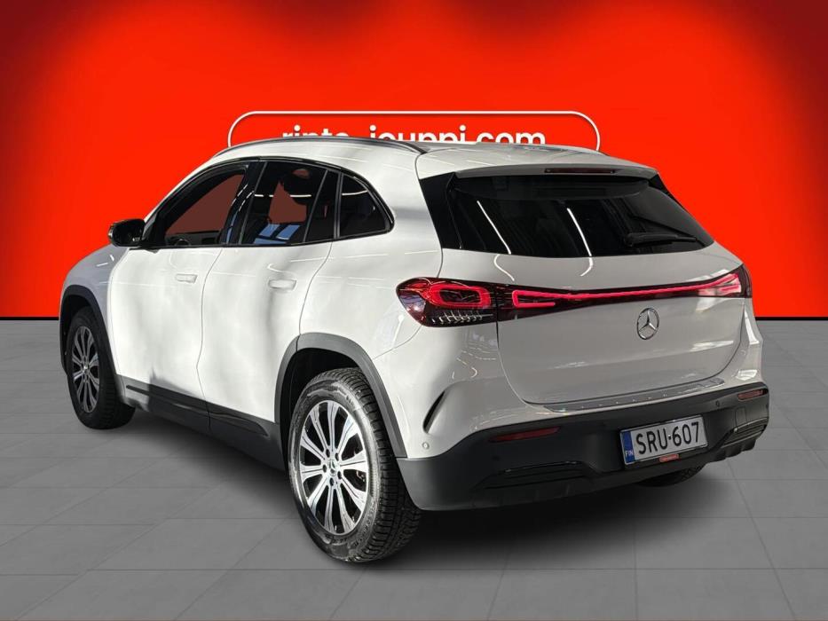 MERCEDES-BENZ EQA 2023