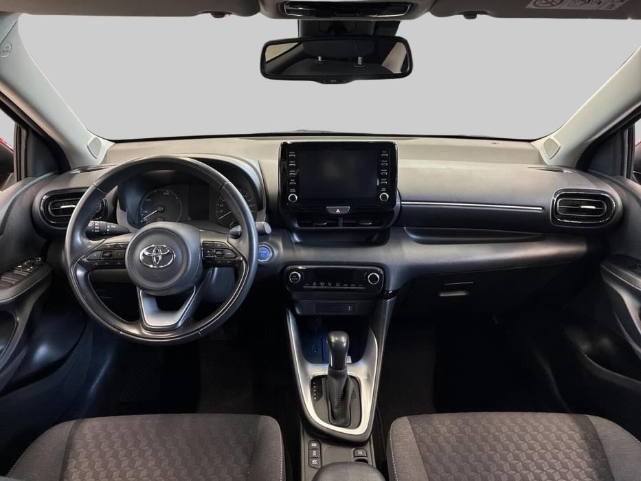 TOYOTA Yaris 2023