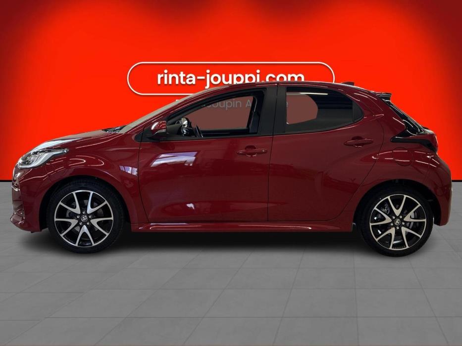 TOYOTA Yaris 2023