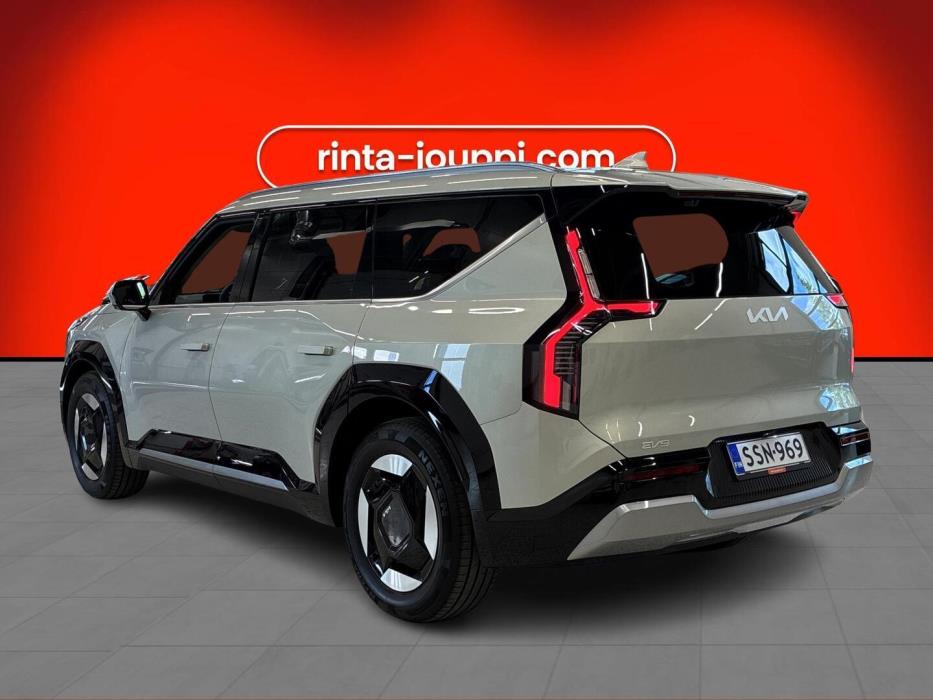 KIA EV9 2025