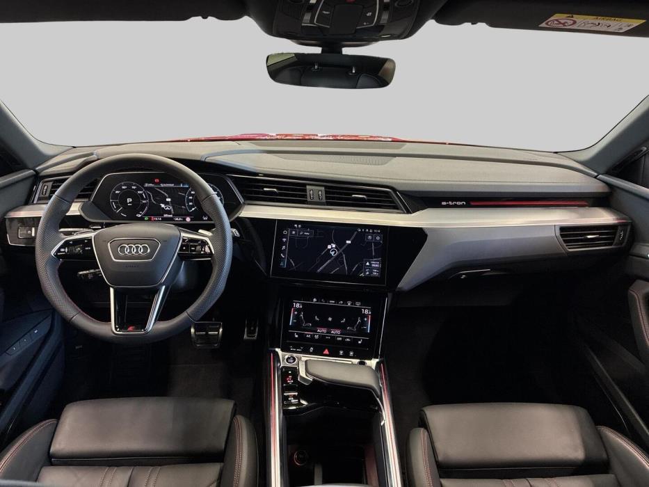 AUDI Q8 E-TRON 2024