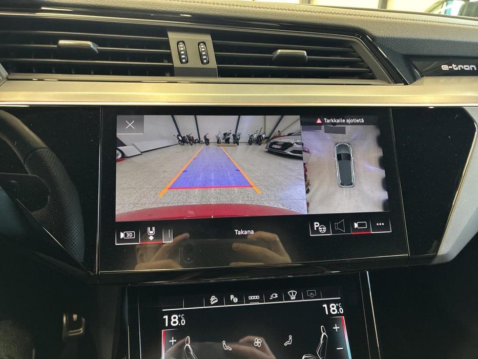 AUDI Q8 E-TRON 2024
