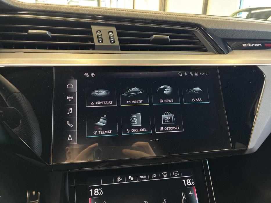 AUDI Q8 E-TRON 2024