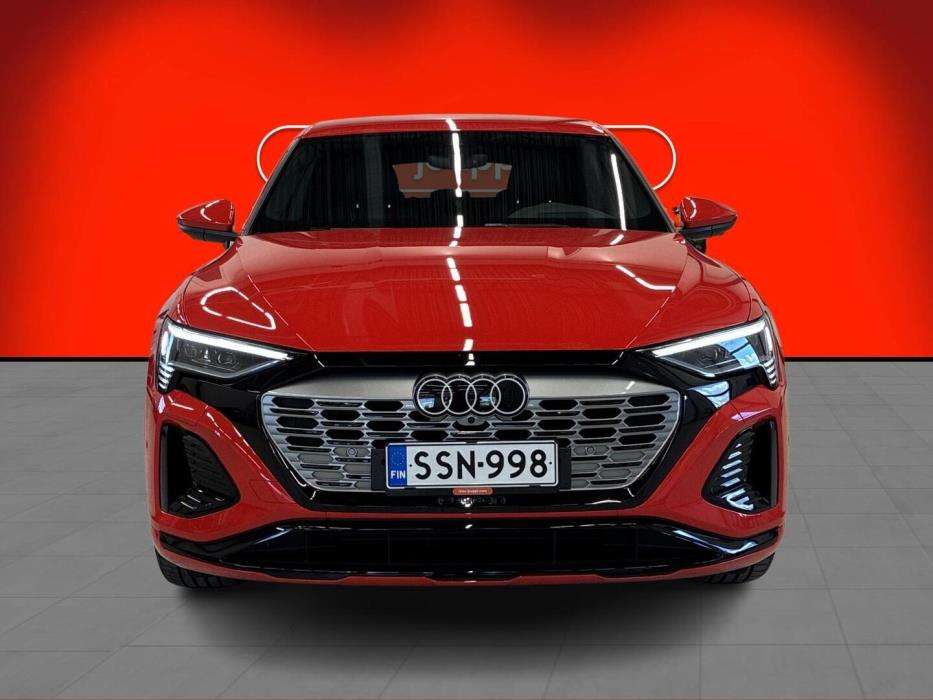 AUDI Q8 E-TRON 2024