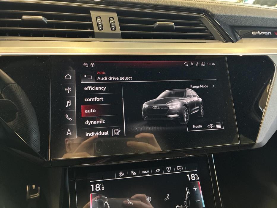 AUDI Q8 E-TRON 2024