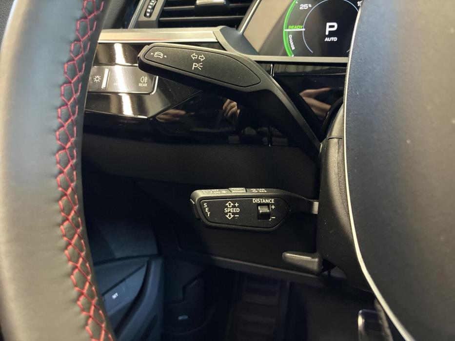 AUDI Q8 E-TRON 2024