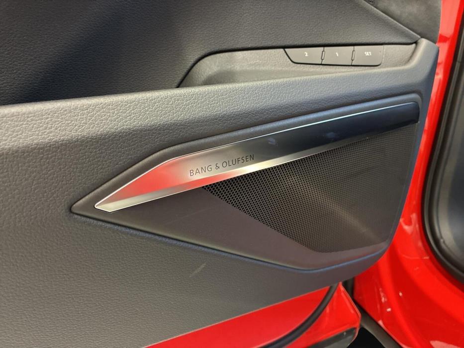 AUDI Q8 E-TRON 2024