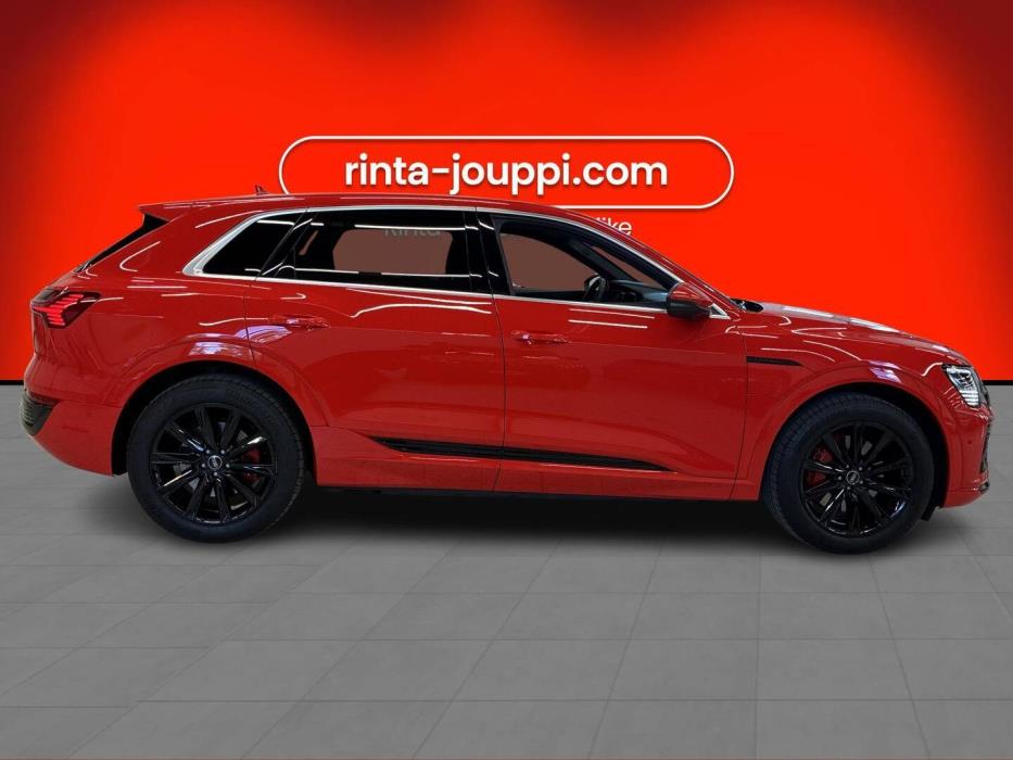 AUDI Q8 E-TRON 2024
