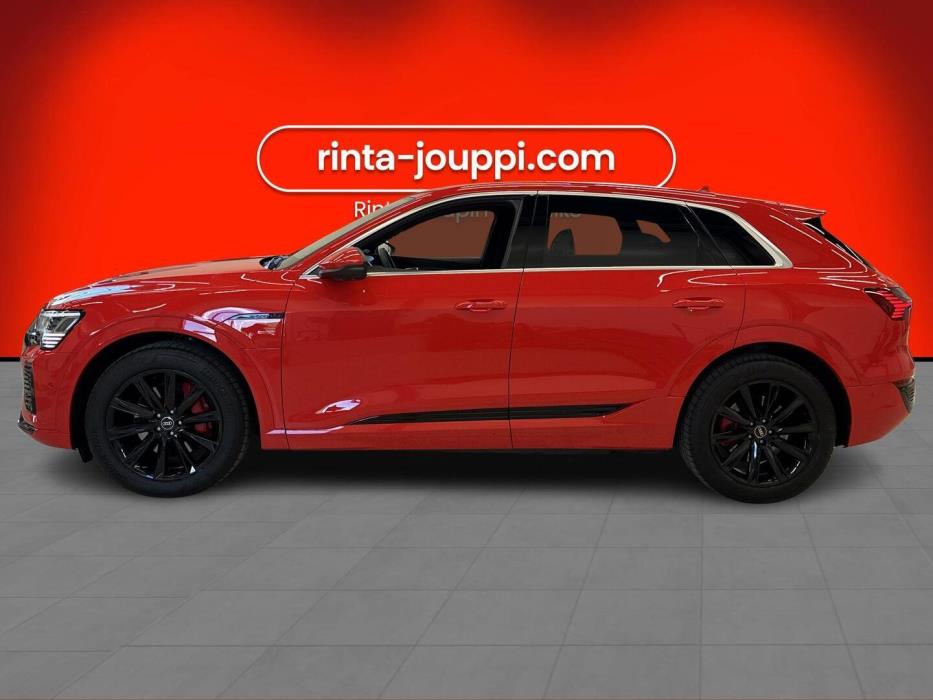 AUDI Q8 E-TRON 2024