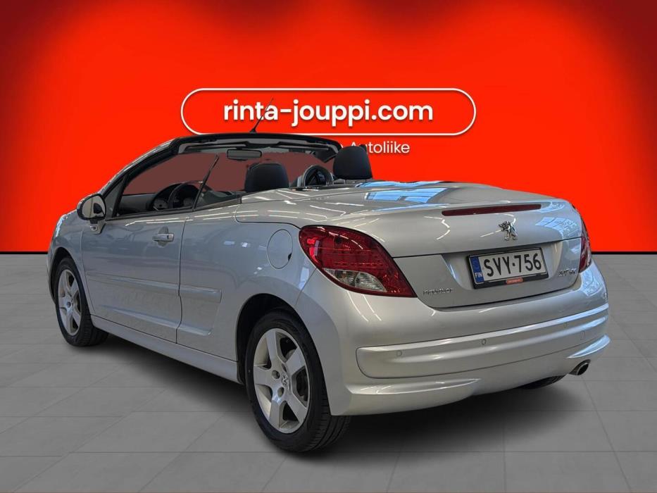 PEUGEOT 207 2010