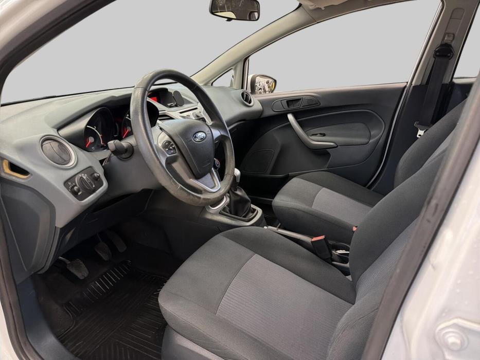 FORD Fiesta 2010