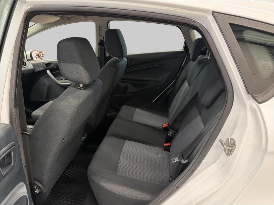 FORD Fiesta 2010