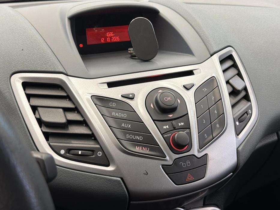 FORD Fiesta 2010
