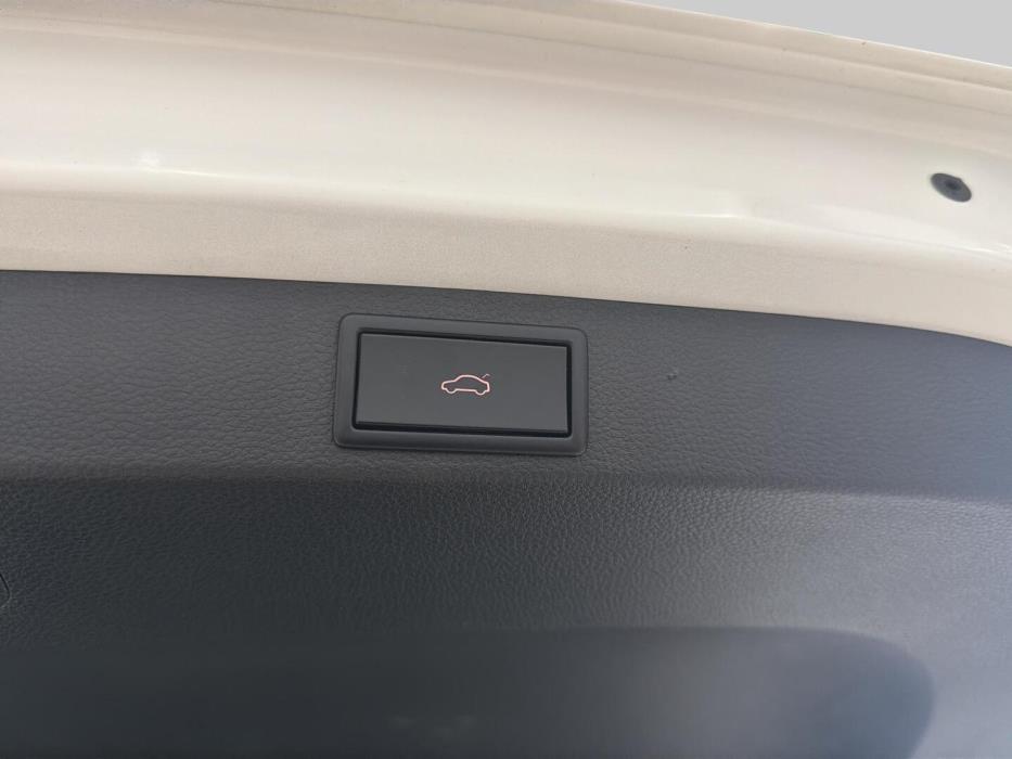 SKODA Karoq 2019