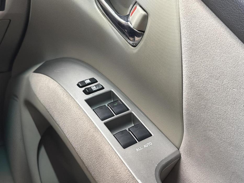 TOYOTA Estima 2007