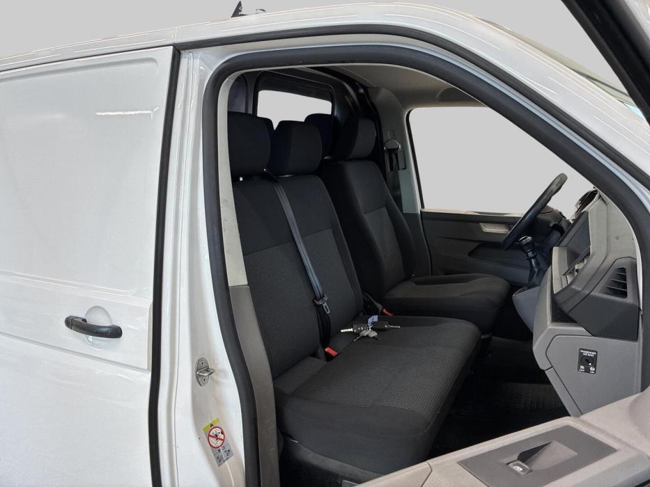 VOLKSWAGEN Transporter 2020