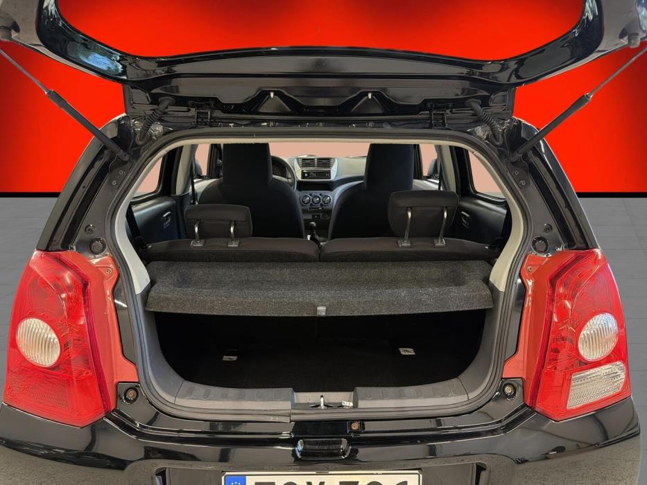 SUZUKI Alto 2011