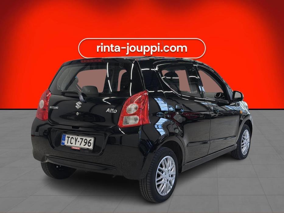 SUZUKI Alto 2011
