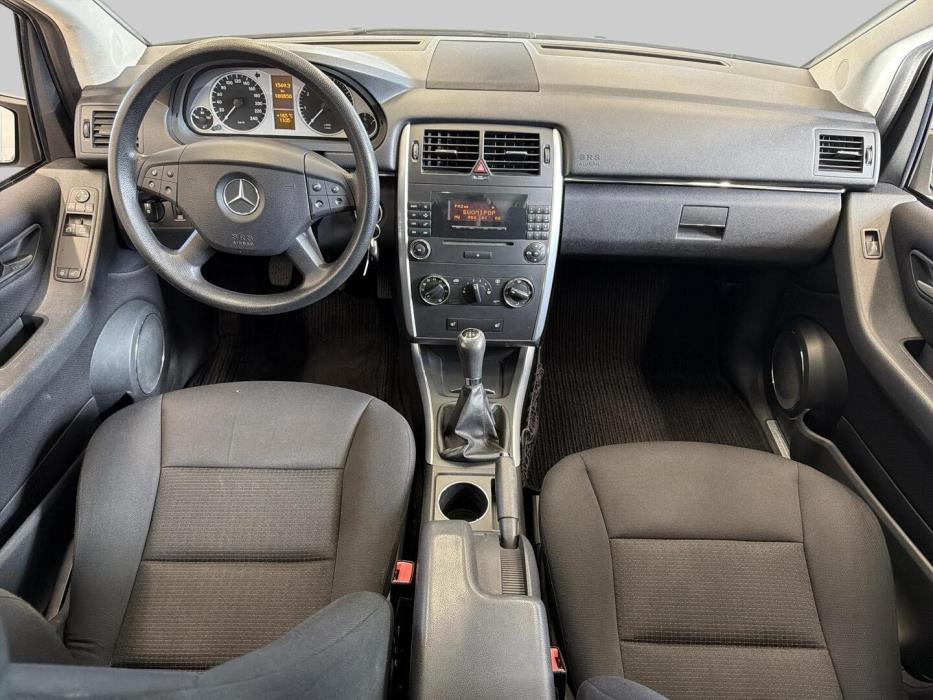 MERCEDES-BENZ B 2006