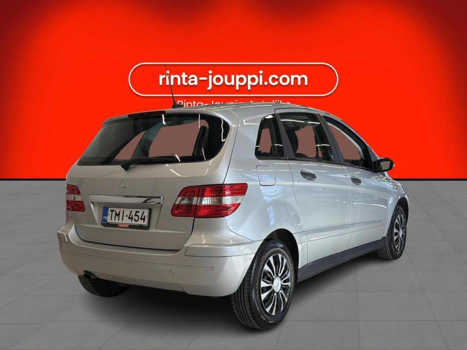 MERCEDES-BENZ B 2006