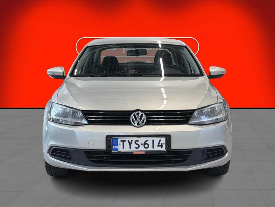 VOLKSWAGEN Jetta 2013