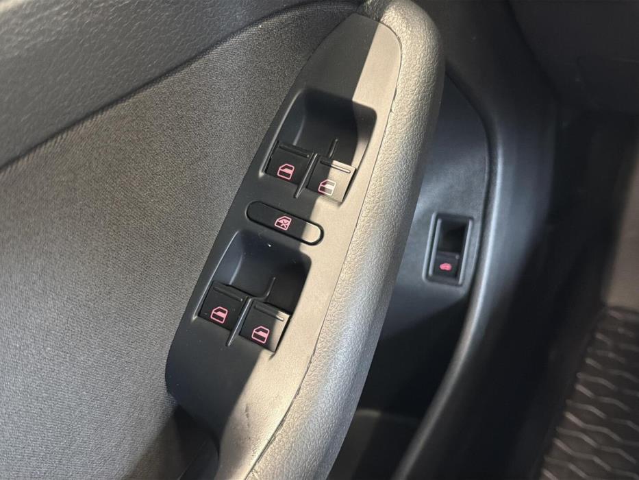 VOLKSWAGEN Jetta 2013